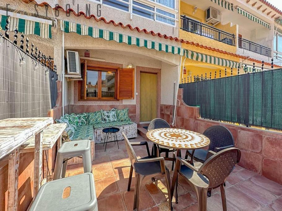 Casa De Llama Санта Пола Экстерьер фото